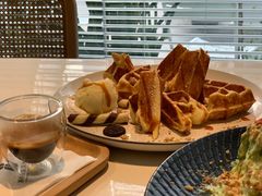-洪小鹏生活美学馆(领SHOW天地店)