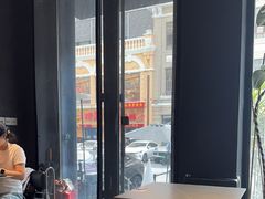 -W COLLECTIVE  DESSERT SHOP