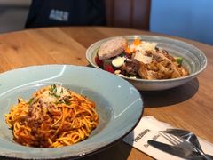 鸡肉牛油果沙拉-The Diner X餐厅(青岛万象城店)