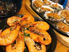 -老东镇啤酒屋海鲜加工·蒸汽海鲜·海鲜烧烤(台东店)