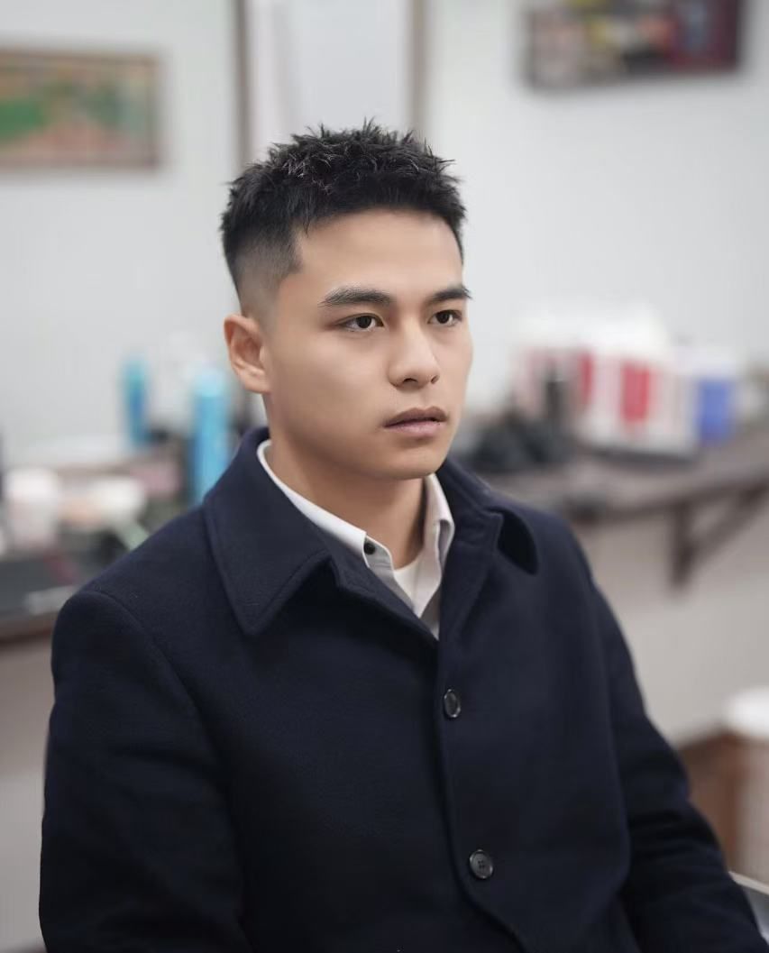 型男发型