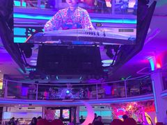 -巴特餐饮6加1音乐餐吧·新疆菜
