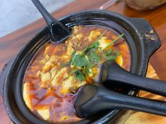 -陈婆婆砂锅·椒麻水煮鱼·特色小炒