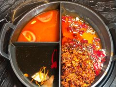 -热火朝天鲜切牛肉火锅(南强街巷店)