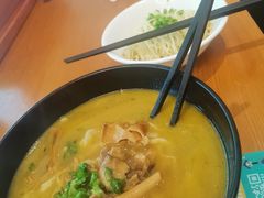 -诚铭记·虾仁汤包·成都小吃(融创店)
