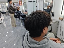 -藤野造型烫染·漂发
