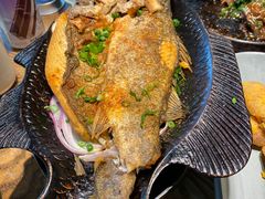 -蜜桃餐厅·伴山(湖滨商业街店)