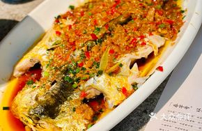 Golden Oil-Infused Large Yellow Croaker