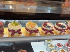 -花花卷卷·鲜食蛋糕(静安久光百货店)