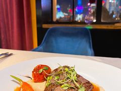 碳烤澳洲西冷牛排-YUE·6·西式融合餐厅(外滩六号店)