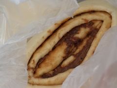 小时候糖三角-小闺女儿肉龙(西湖道店)