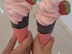 草莓冰激凌-麦当劳(海丰蓝天广场店)