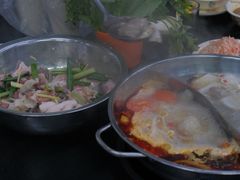 -周良天山牛杂城(天山路总店)