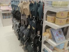 -名创优品(广东省广州琶洲保利广场店)