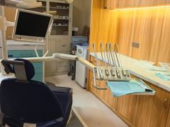 -上海仁爱医院口腔科 · 种植
