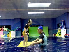 -龙格亲子游泳·水育早教运动中心(绿城店)