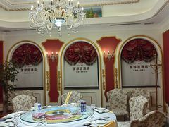 -罗浮宫酒店