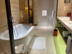 -上海衡山路十二号华邑酒店