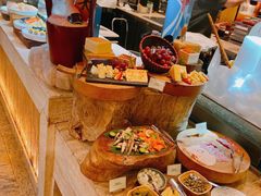 -松山湖凯悦酒店·Café自助餐厅·周末火舞秀表演