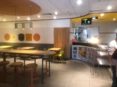 大堂-麦当劳(台山万达店)