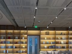 -蔚来中心(北京中关村店)