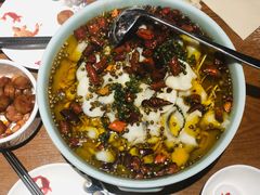 -渝是乎酸菜鱼(龙旗购物中心店)