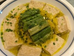 -侬佳蒸菜馆(听潮店)