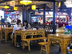 -八一好吃街·高品美食广场