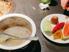 -钱小奴海鲜自助黑金店(杭州滨江龙湖店)