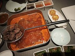 -左庭右院鲜牛肉火锅黑金店(陆家嘴中心店)