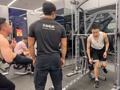 -乐刻健身(红山6979店)