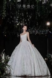 -欣薇婚纱(新源乐汇城店)