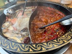 -小志家.野生菌鲜切牦牛肉牛杂火锅