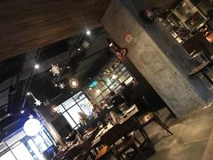 -Carbon莫卡哆·意大利复古集市餐厅(杭州大厦店)