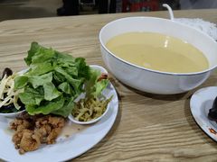 -德致祥云南过桥米线(云天小苑店)