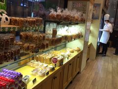 面包甜点陈列柜-味多美(民星路店)