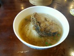 -朱鸿兴面馆(镇湖店)