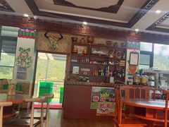 -鲁朗边巴次仁农家石锅