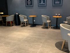 大堂-瑞幸咖啡(新世界中心店)