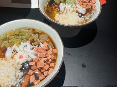 -麻六记(凤凰汇店)