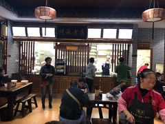 -遵义虾子张六羊肉粉(普陀路店)