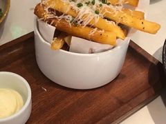 -阿妮叶李(光谷世界城店)