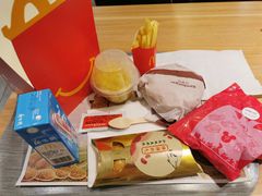 -麦当劳(百联西郊购物中心店)