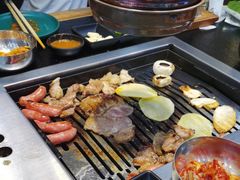 -臻牛烤肉