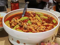-渝信川菜 · 川味家常菜(财富购物中心店)