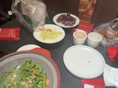 -鸽子侯·家宴·平价海鲜(市图书馆店)