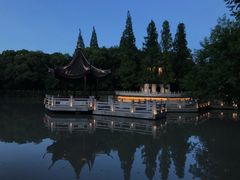 -汇龙潭