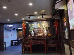 门面-丁莲芳(红旗路店)