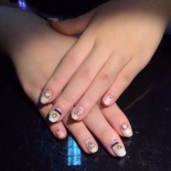 米卡美甲沙龙-EMILY艾枚莉美甲美睫·美颜·现磨咖啡