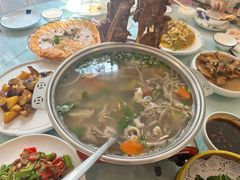 -马尔龙新疆饭店·清真(瑞景店)